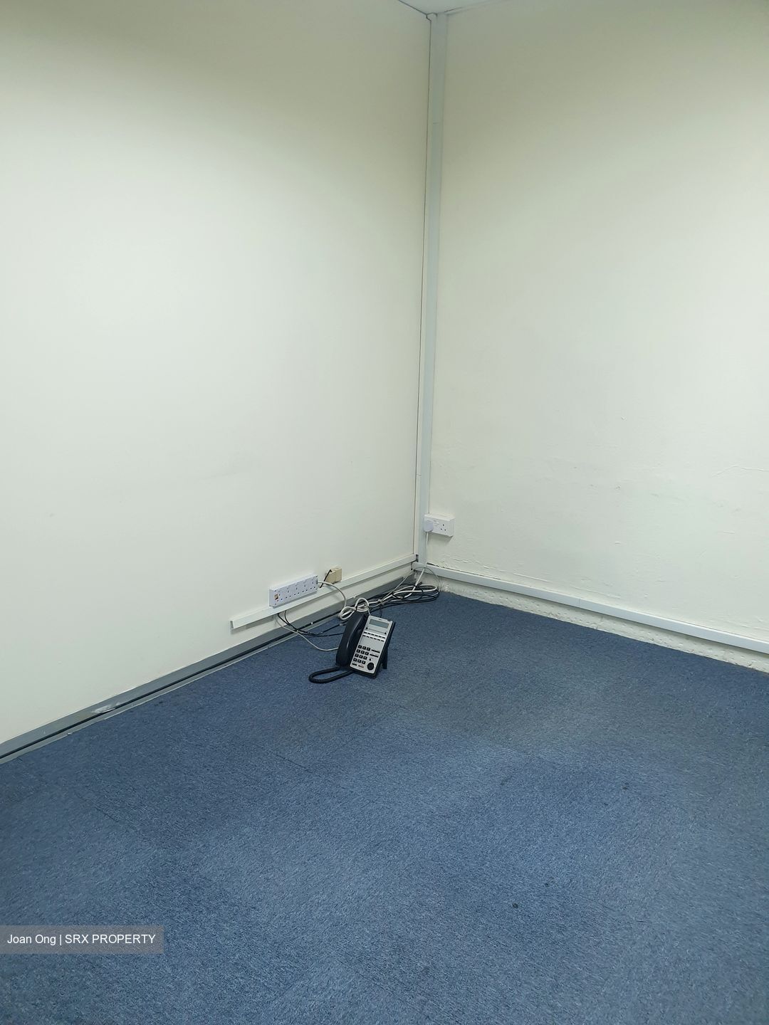 Goldhill Shopping Centre (D11), Office #373339941